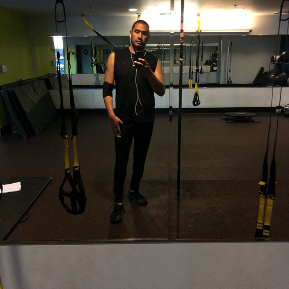 Meet your Posher, Victor - Picture 5 of 5